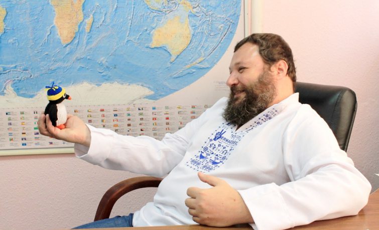 Як на станції «Вернадський» рахуватимуть пінгвінів та китів