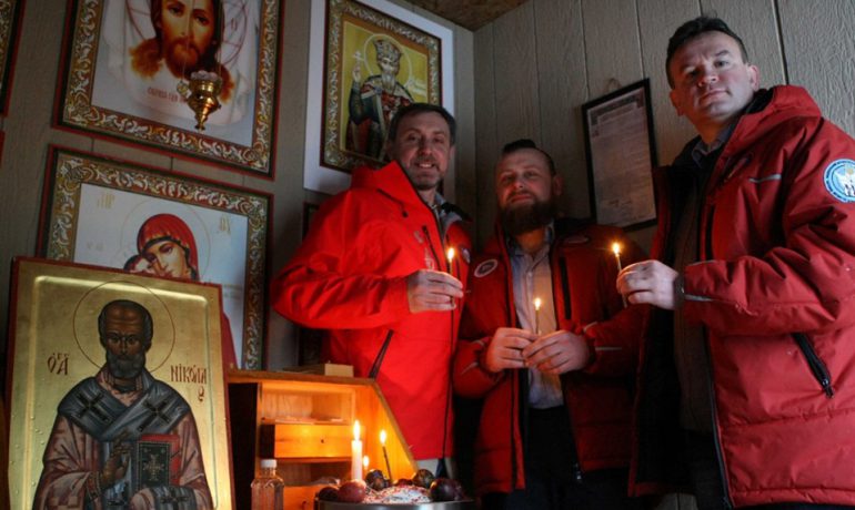 A thaw, 12 Easter cakes and a master class on painting Easter eggs. How polar explorers celebrated Easter