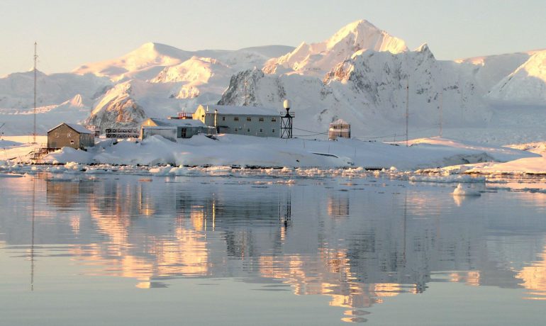 25 квітня о 12.00 - зустріч з учасниками 23 УАЕ