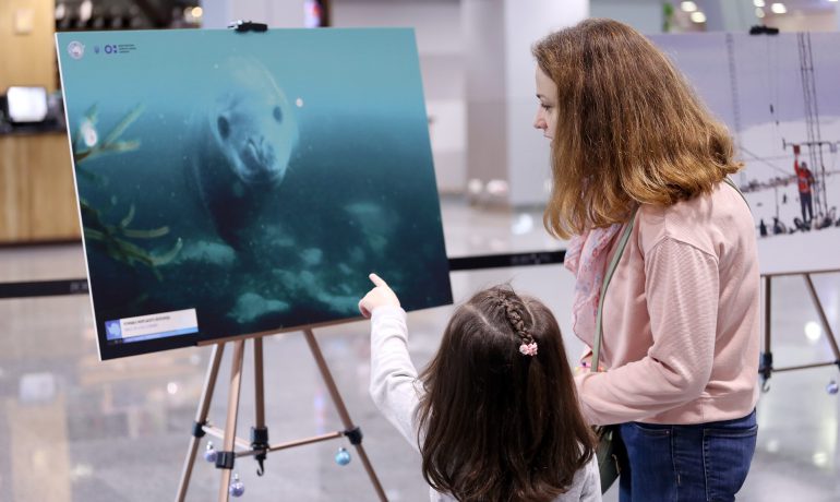 Photo exhibition dedicated to the 200th anniversary of the discovery of Antarctica opened at Boryspil International Airport
