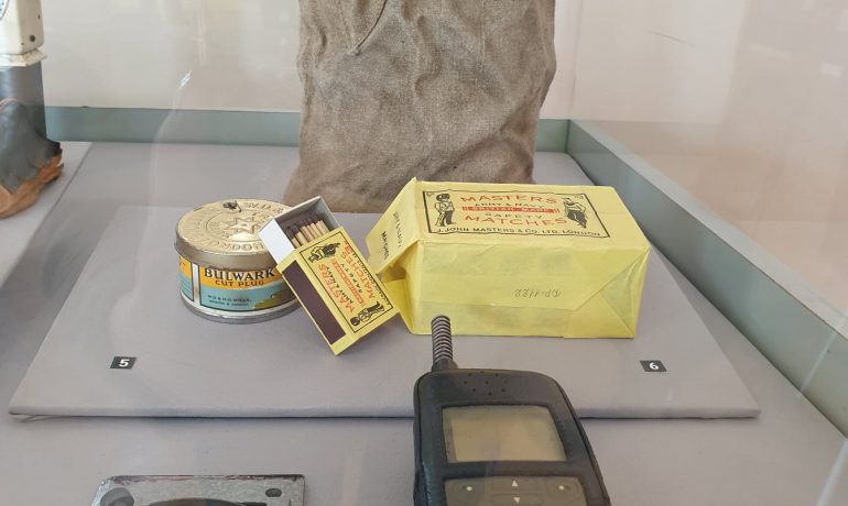 Артефакти останніх британських та перших українських експедицій