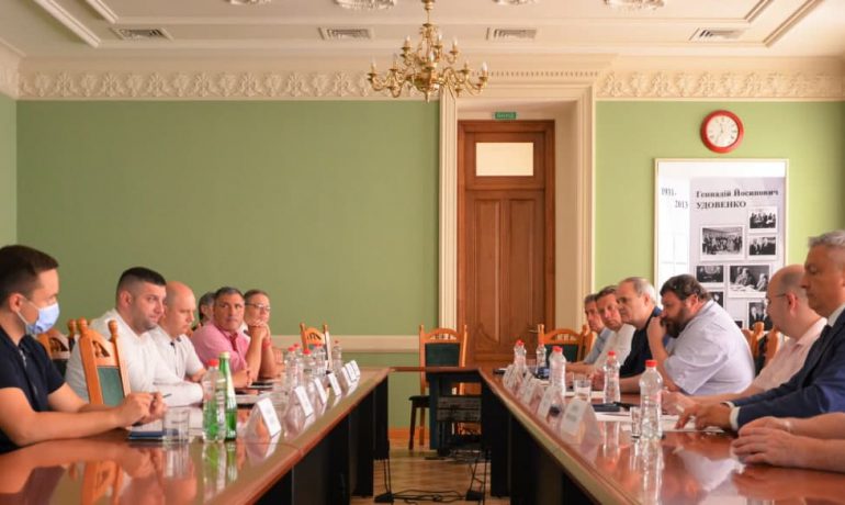 Україні необхідно розробити національну стратегію політики у полярних регіонах – спільна позиція основних стейкхолдерів