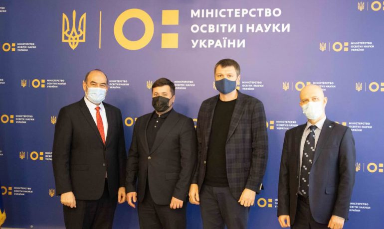 ПАР зацікавлена вивчати Антарктиду разом з Україною, використовуючи можливості нашого нового судна