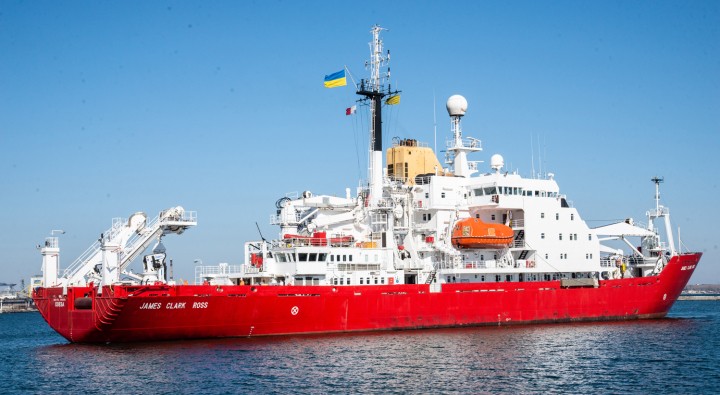 Нове слово в українській науці. Фоторепортаж з борту науково-дослідного судна "Ноосфера"