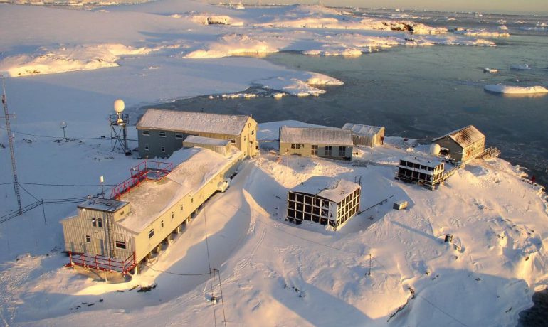 "Академіку Вернадському" – 26 років!