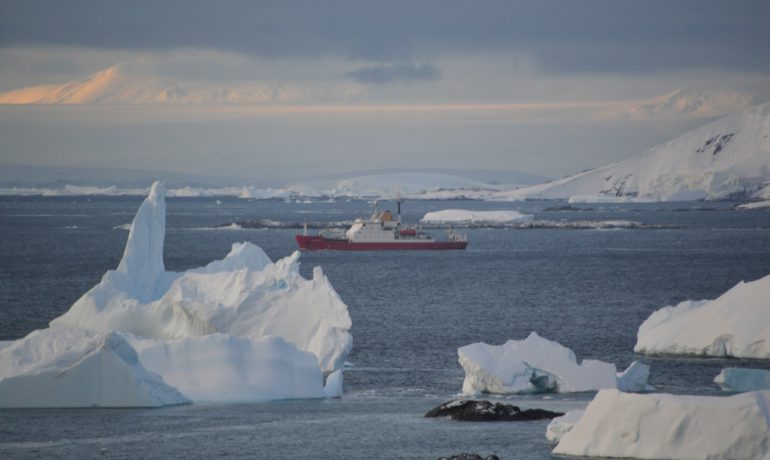 «Ноосфера» – вже на «Вернадському»