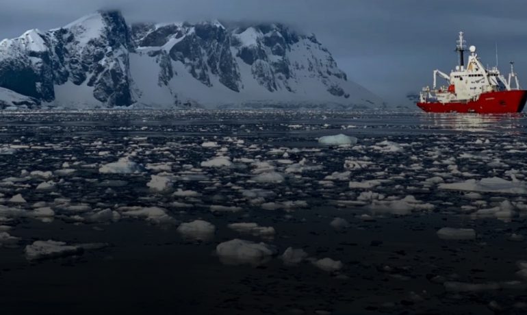 "На хандру не було часу – ми одразу думали, як діяти". Як війна вплинула на українських полярників
