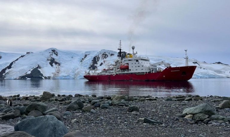 “Ноосфера” прибула до “Вернадського”