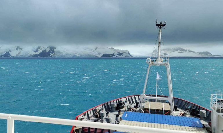 "Ноосфера" уже в Антарктиці, на польській станції "Арцтовський"