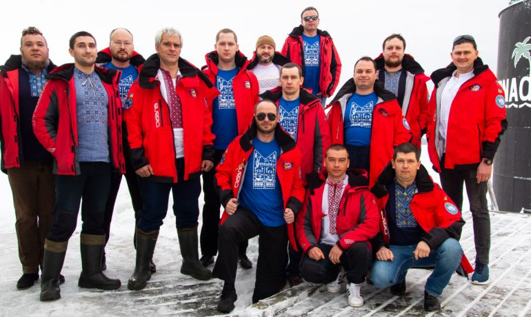 День вишиванки відзначають навіть в Антарктиді