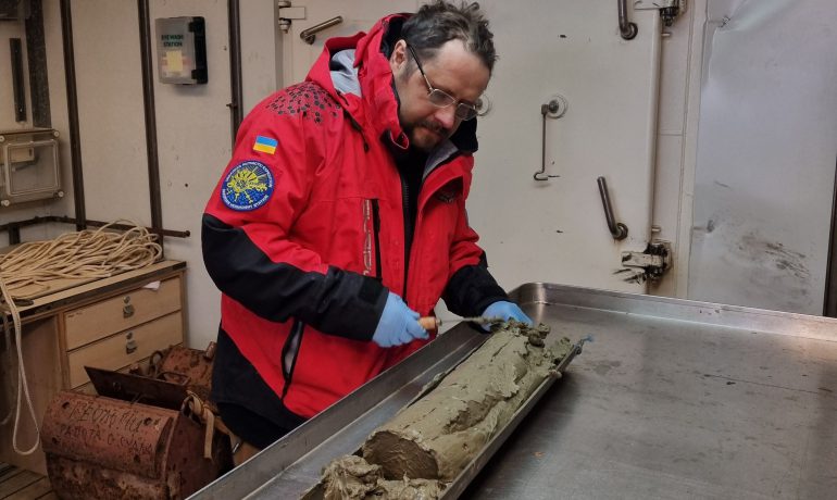 На “Ноосфері” провели важливі геологічні дослідження, які “розкажуть” про зміну клімату планети за останні 20 тис. років