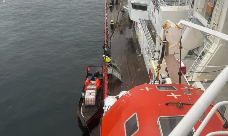 Полярники та полярниці 30-ї УАЕ прибули до «Вернадського»