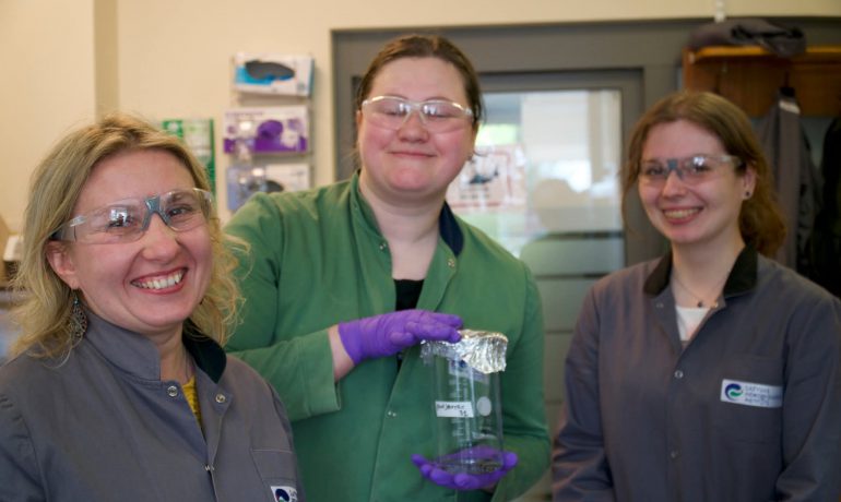 Чи є мікропластик в Антарктиці: українські зразки проаналізували в Латвії