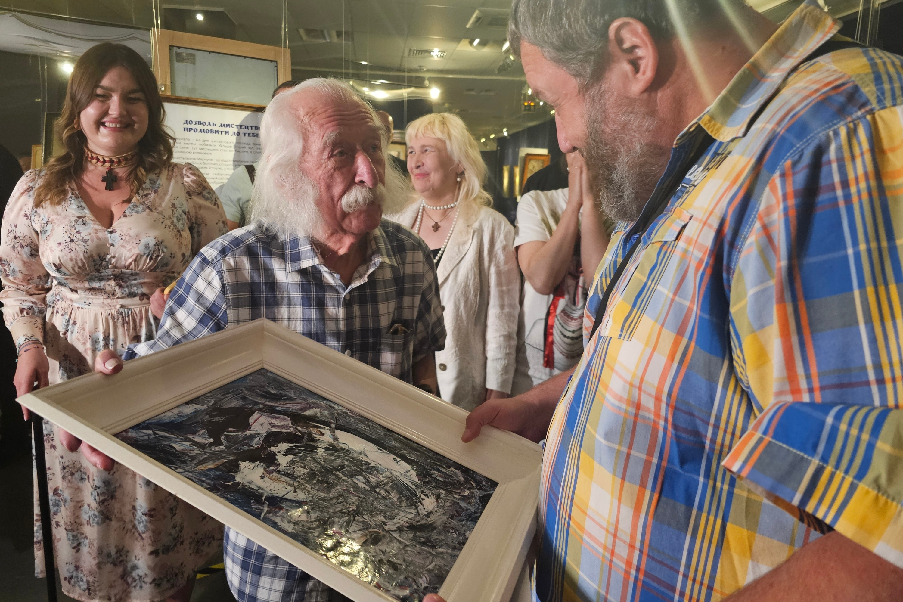 Геніальний український митець Іван Марчук передав власну картину на «Вернадський»